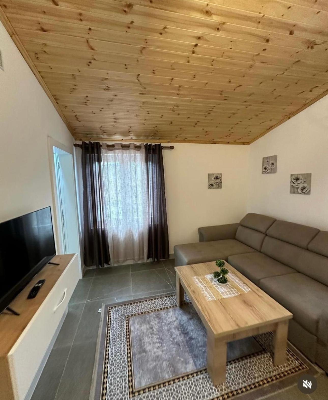 Qyteza Guest House & Camping Shkodër Eksteriør billede