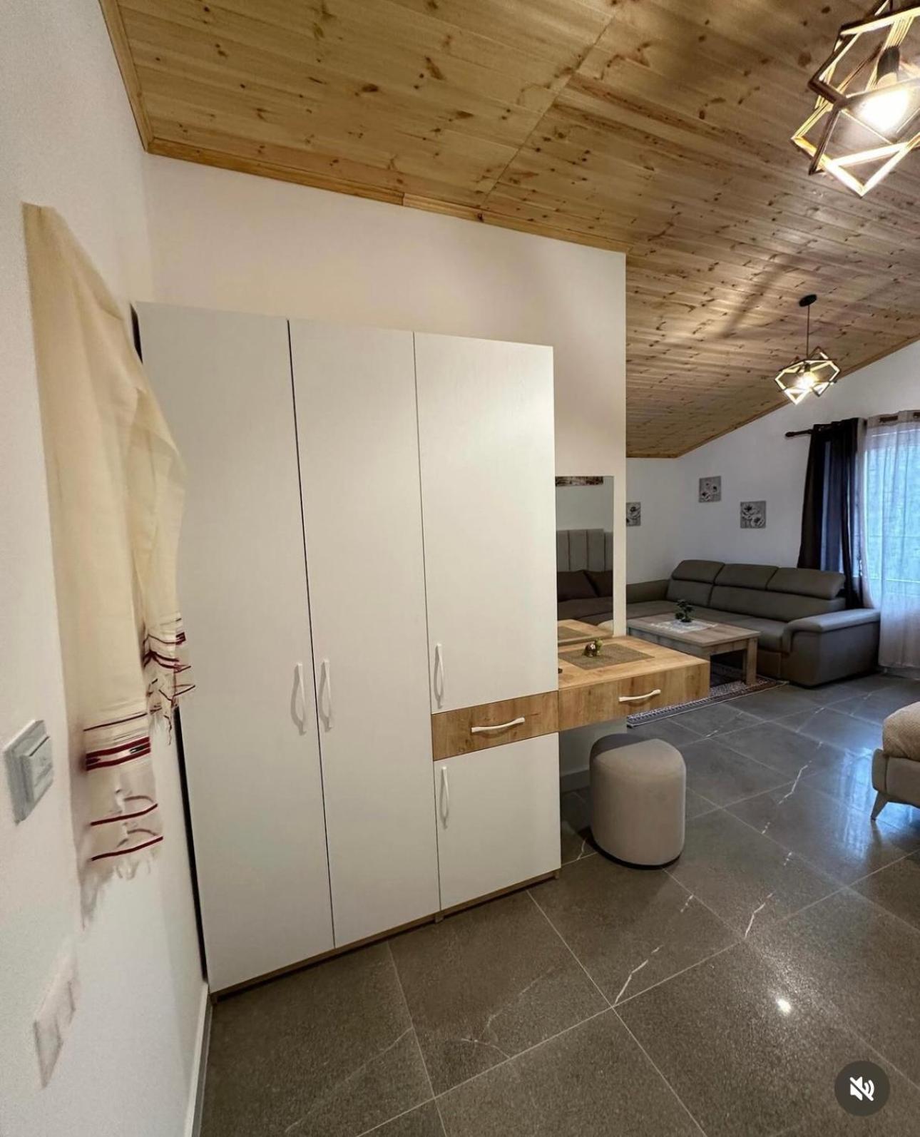 Qyteza Guest House & Camping Shkodër Eksteriør billede