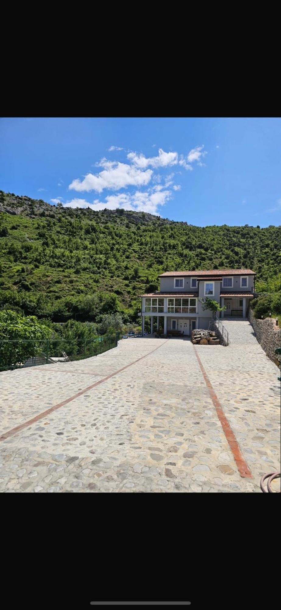 Qyteza Guest House & Camping Shkodër Eksteriør billede